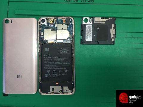 Ремонт смартфона Xiaomi Mi5 в Уфе.