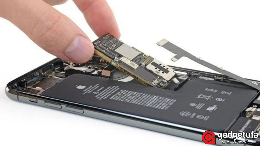 Ремонт материнской платы iPhone: устранение проблем с материнской платой и не только