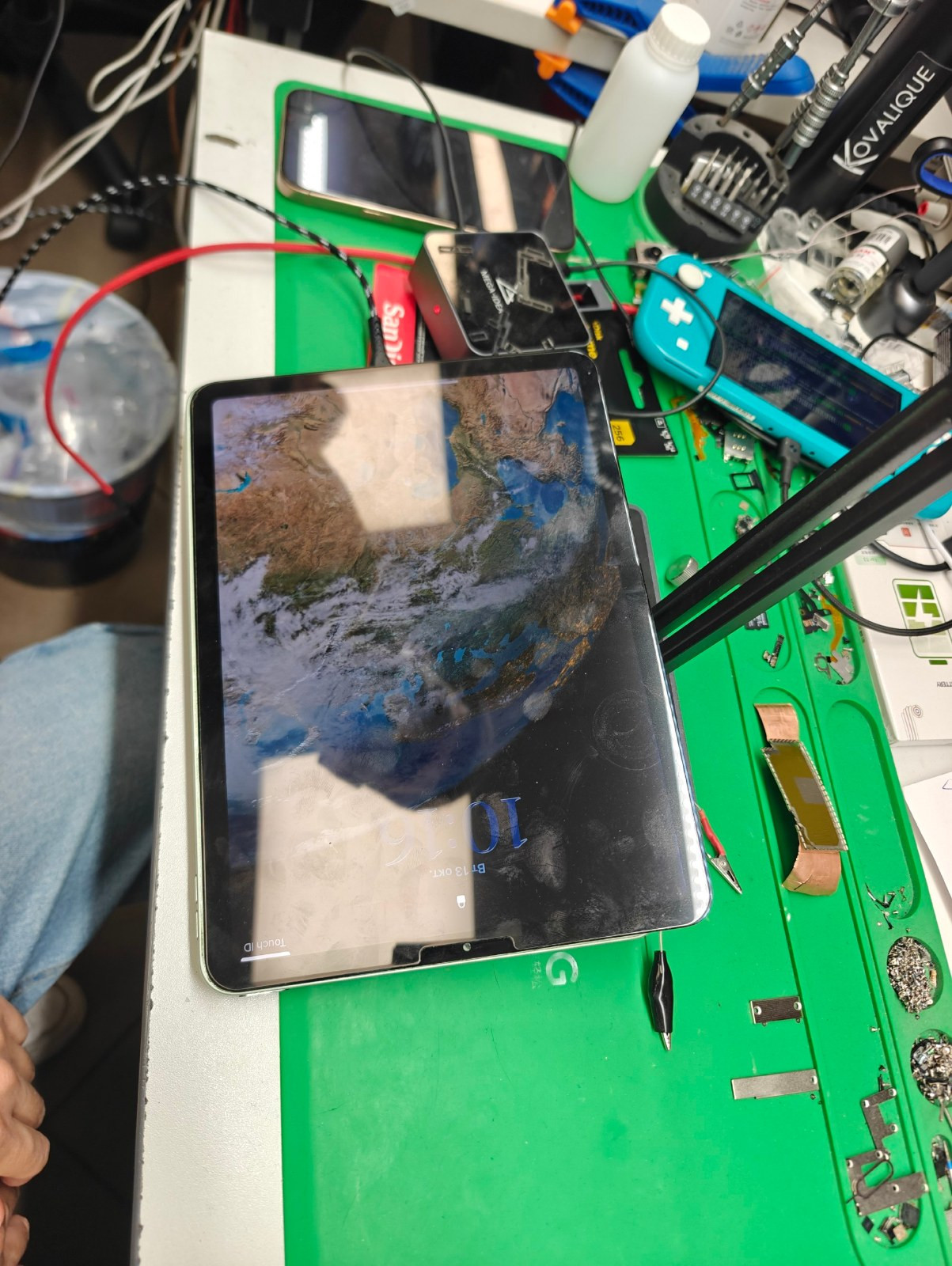 Собранный iPad Air после замены дисплея и аккумулятора
